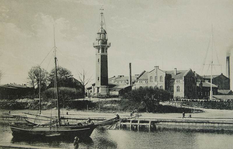 Plik:Latarnia morska w Nowym Porcie, około 1910.JPG