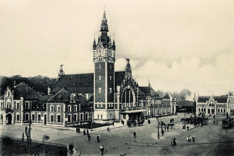 Plik:Dworzec kolejowy Gdańsk Główny, około 1915.jpg