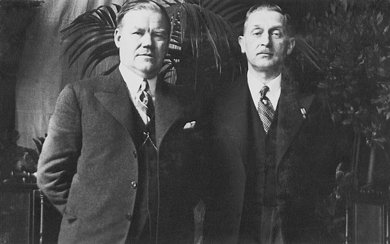 Plik:Polscy posłowie do Volkstagu Antoni Lendzion (z lewej) i Bronisław Budzyński.JPG