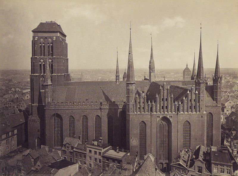 Plik:Kościół Wniebowzięcia Najświętszej Marii Panny na fotografii Rudolfa Theodora Kuhna, około 1890.JPG