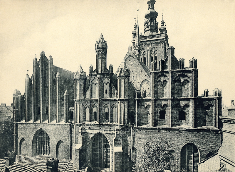 Plik:Elewacja wschodnia kościoła św. Katarzyny, 1901.JPG