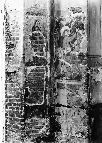 Plik:Fresk w kościele św. Katarzyny przed odbudową ze zniszczeń wojennych, Kazimierz Lelewicz, 1950 (2).jpg