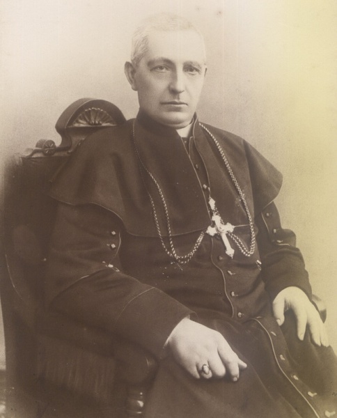 Plik:Biskup Augustyn Rosentreter.jpg