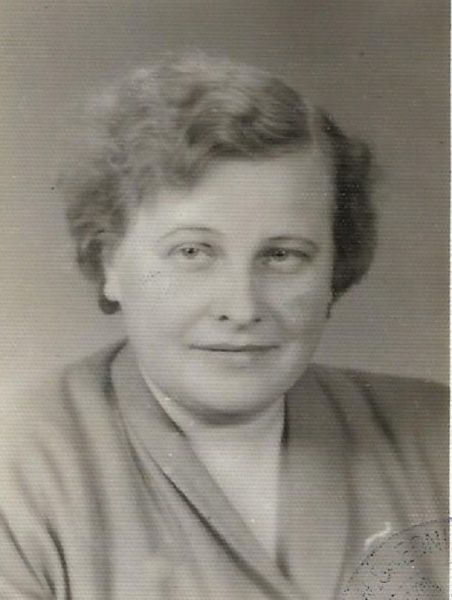 Plik:Malwina Szczepkowska 1953.jpeg