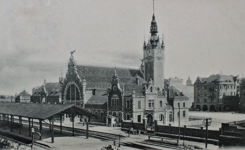 Plik:1 Dworzec Gdańsk Główny.jpg