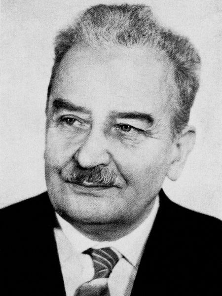 Plik:Hiller Stanisław.JPG